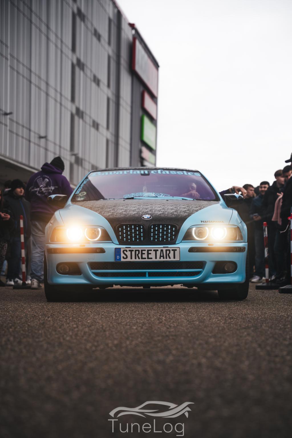 528i