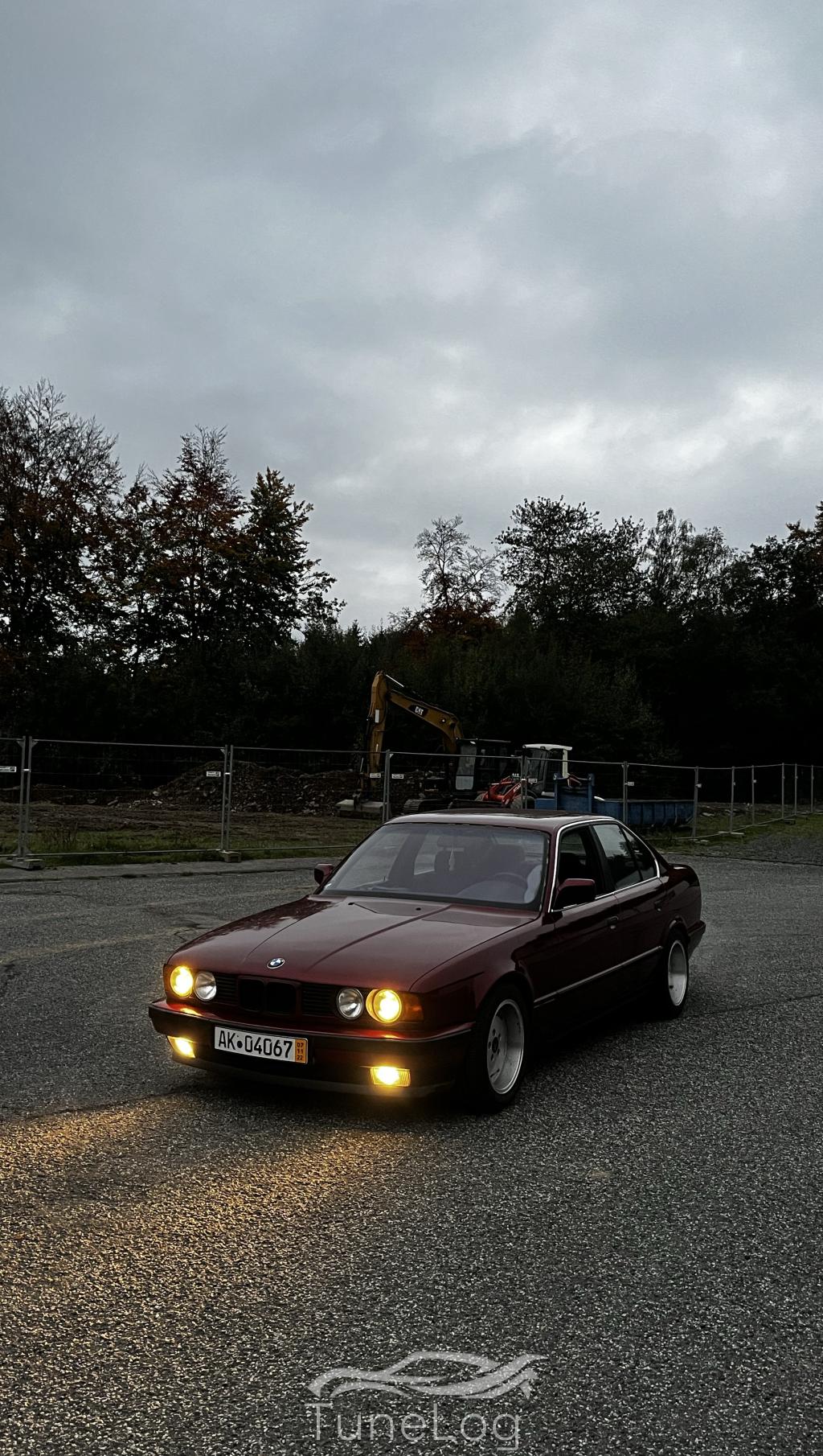 525i 24V