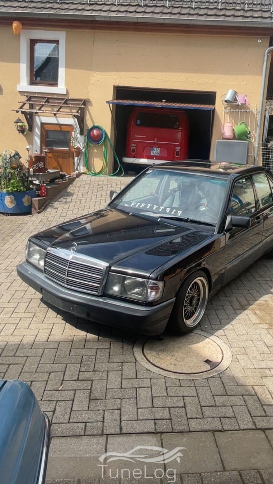 W201