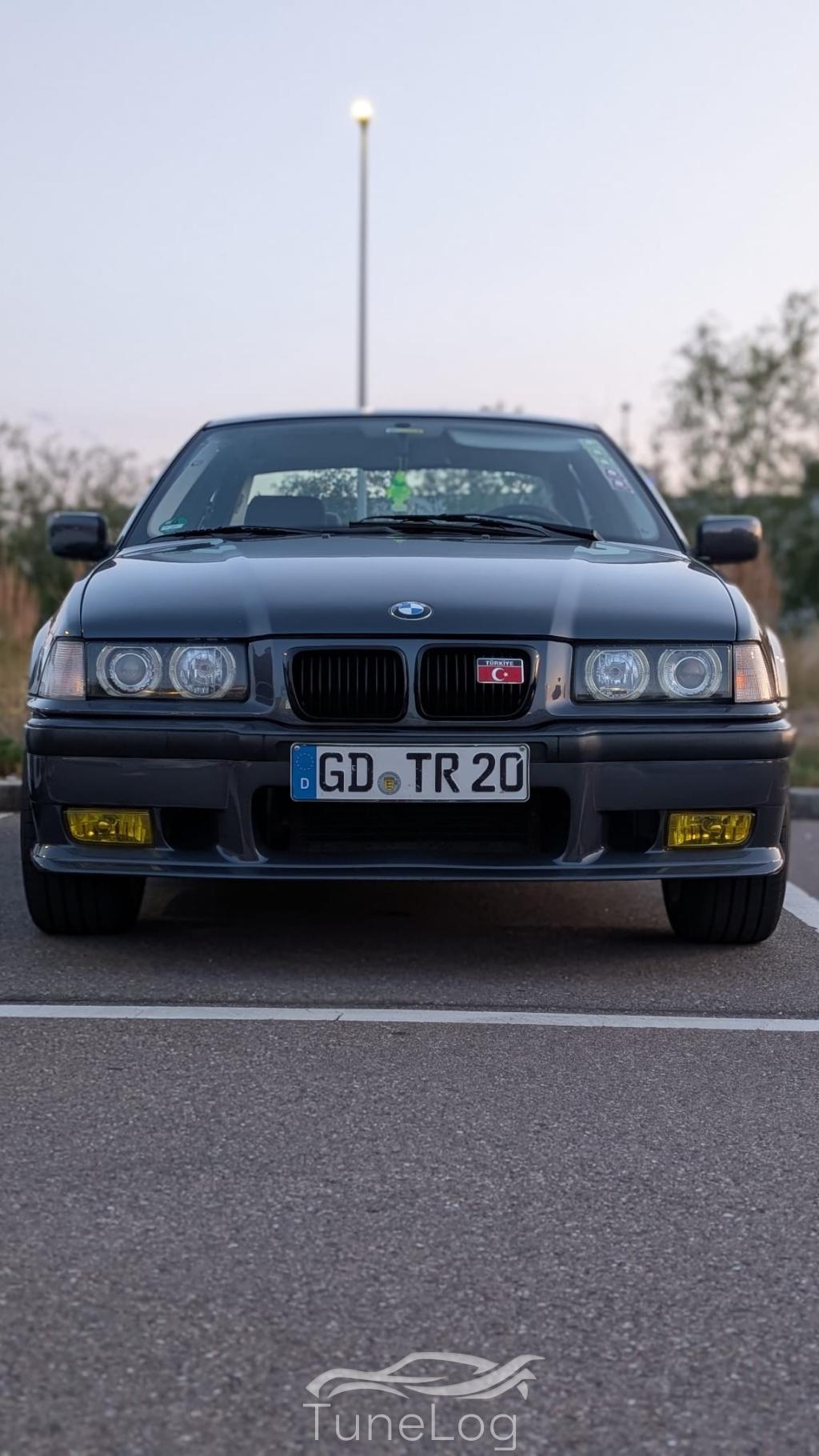 318i