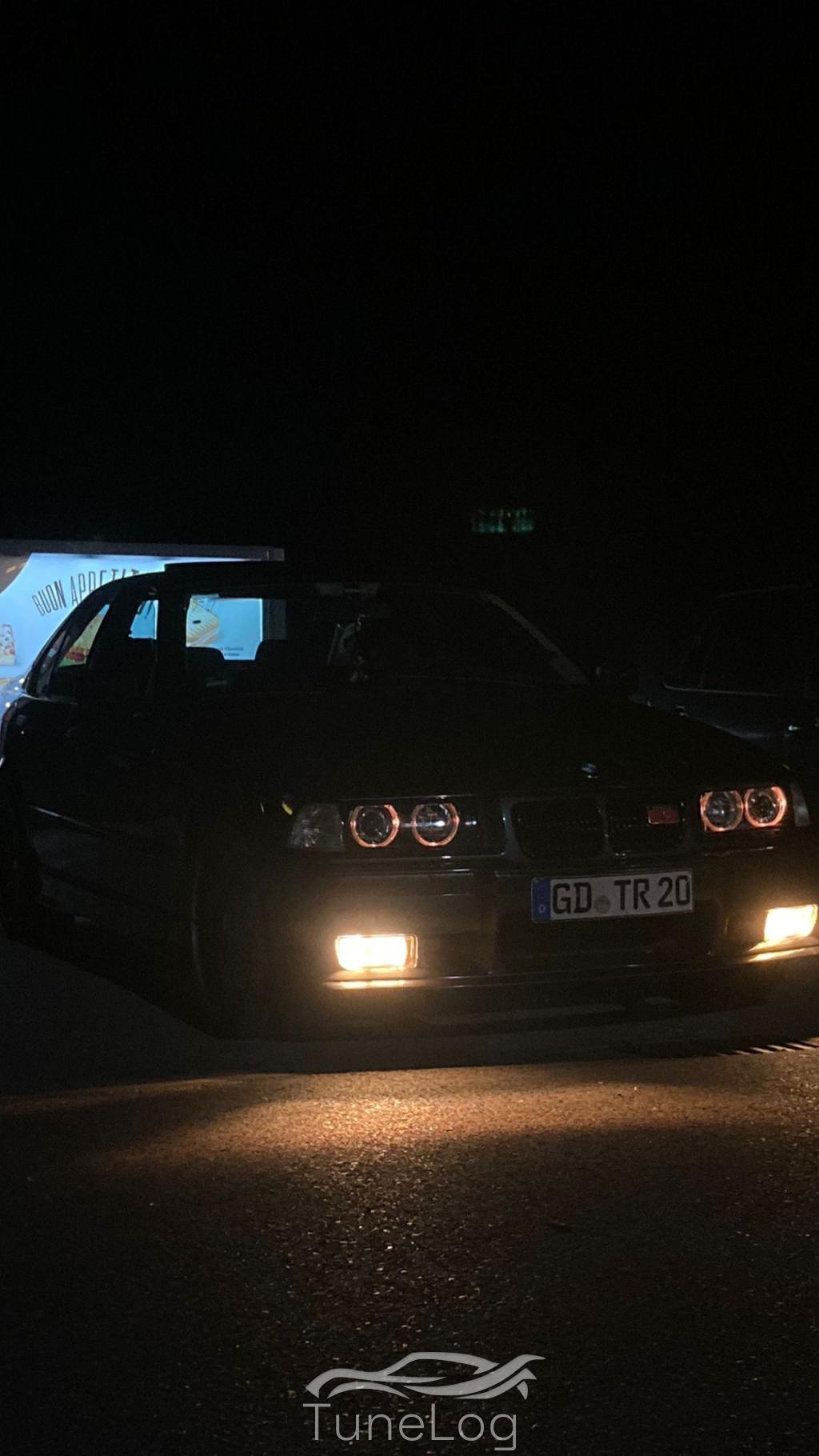 318i