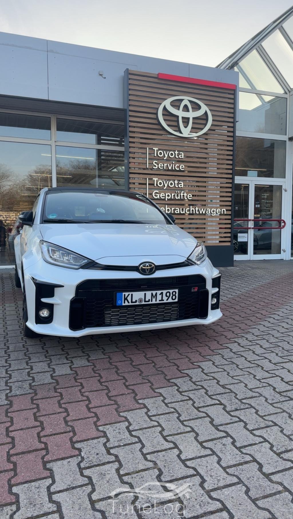 GR Yaris