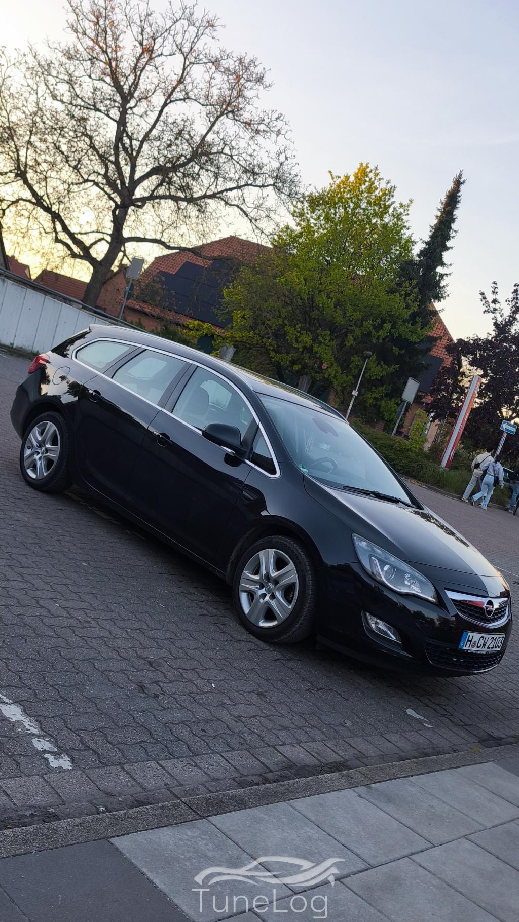 Astra J Sportstourer