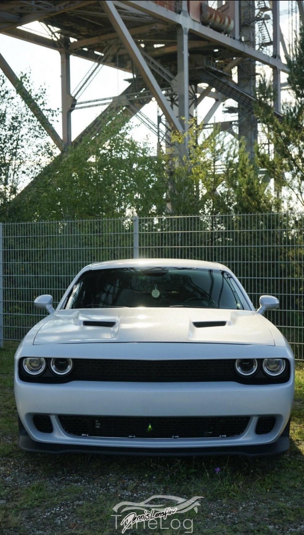 SXT
