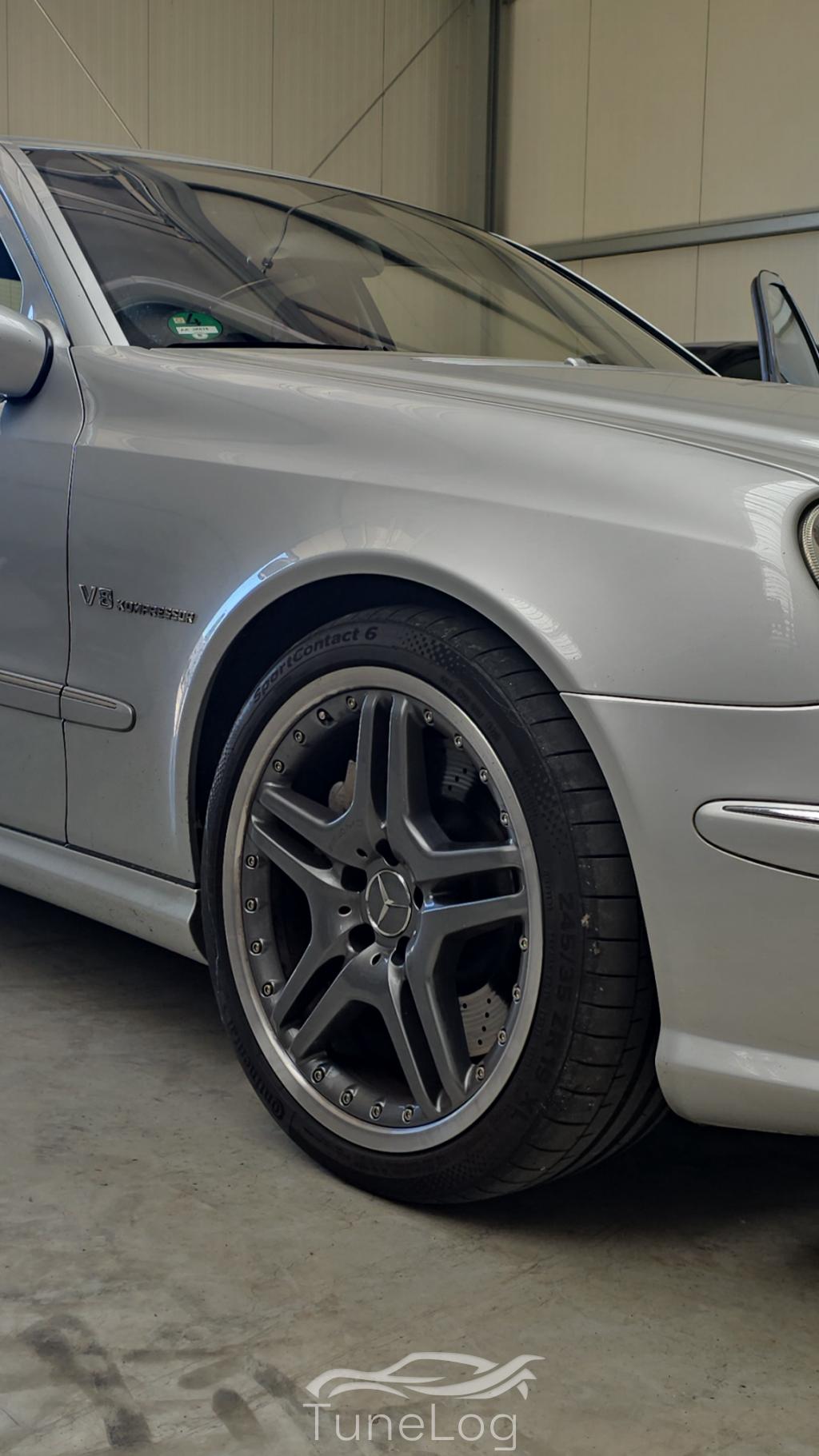 W211  E55