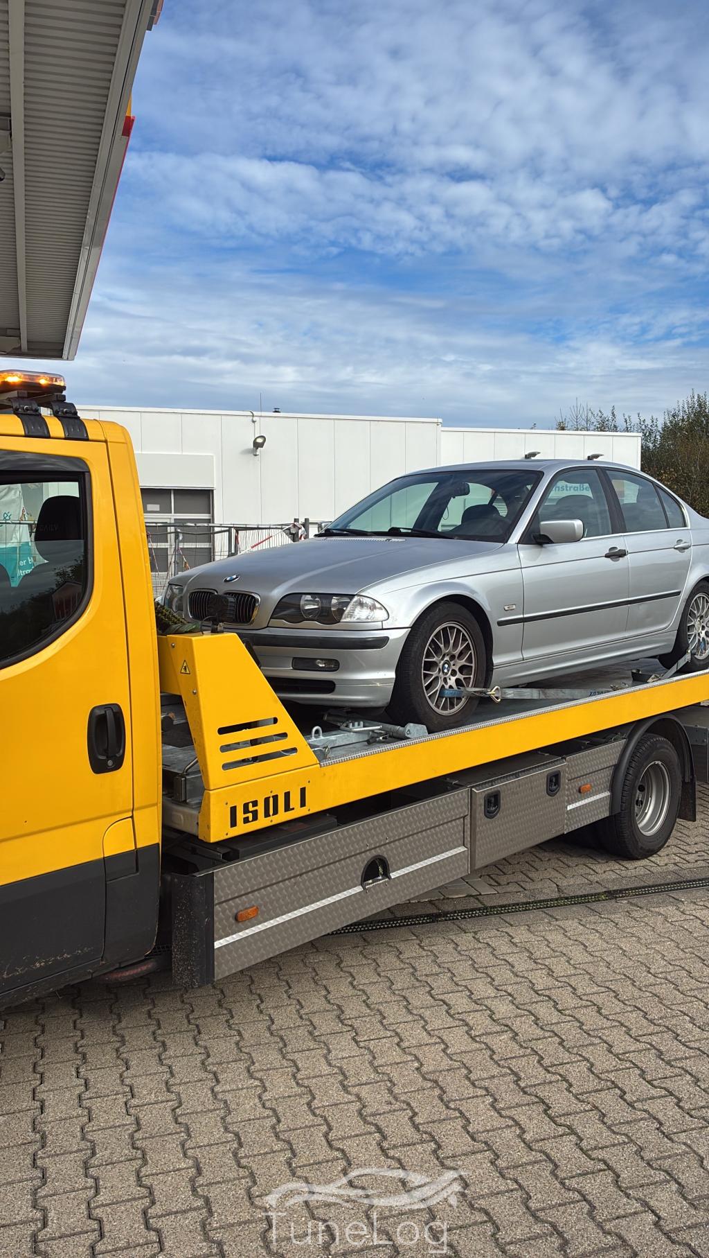 328i