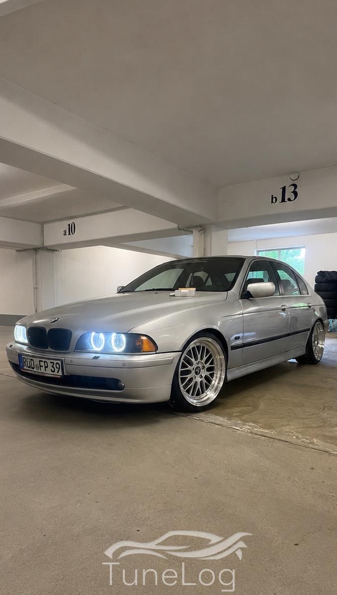 525i