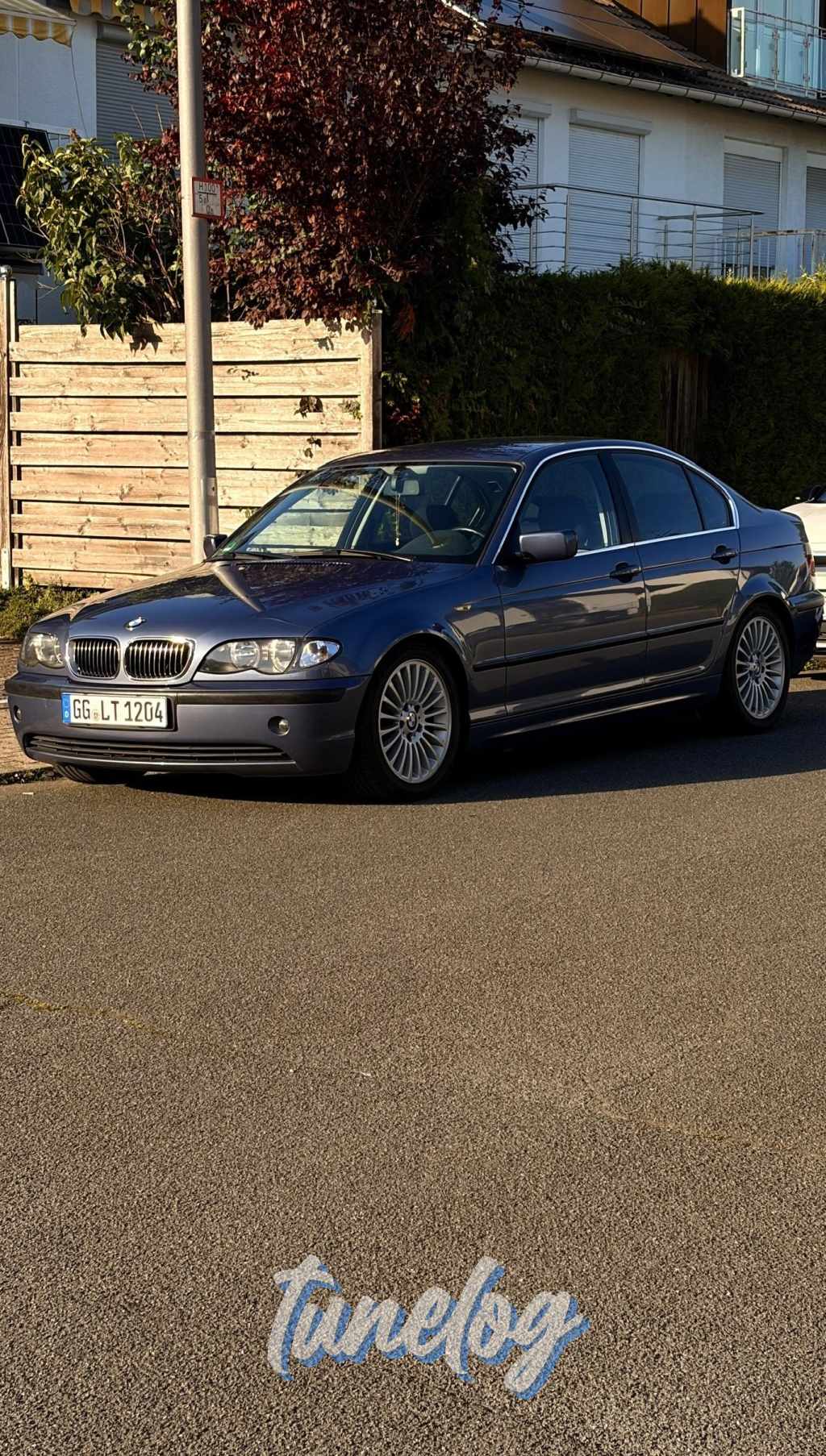 2001 BMW 320i