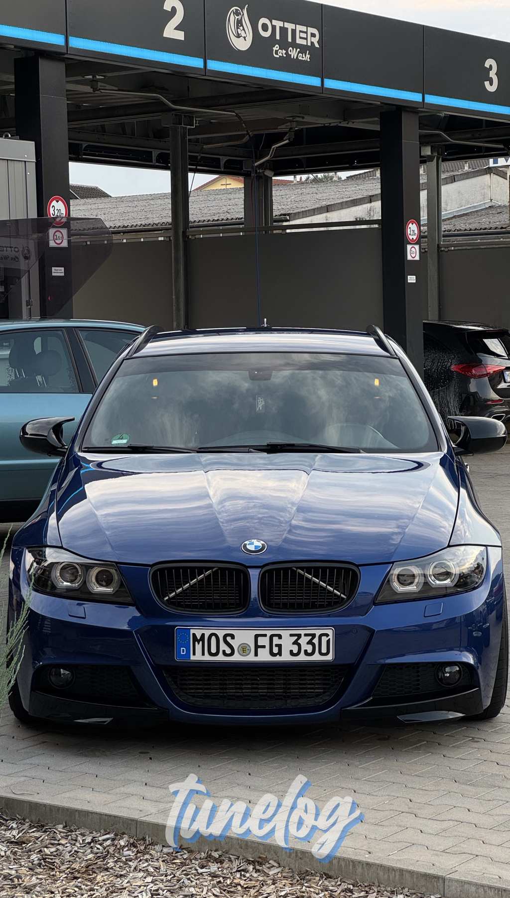 2011 BMW E91 330d